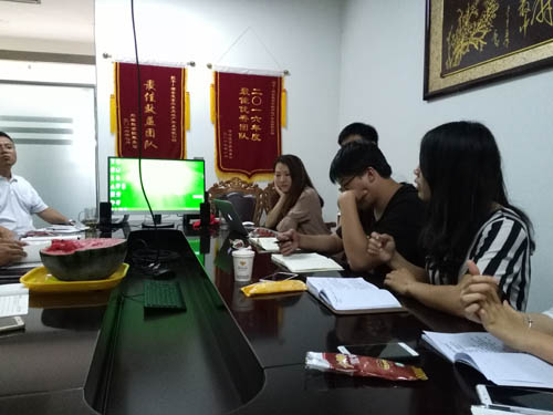 为福集团开展工作责任与实用礼仪培训