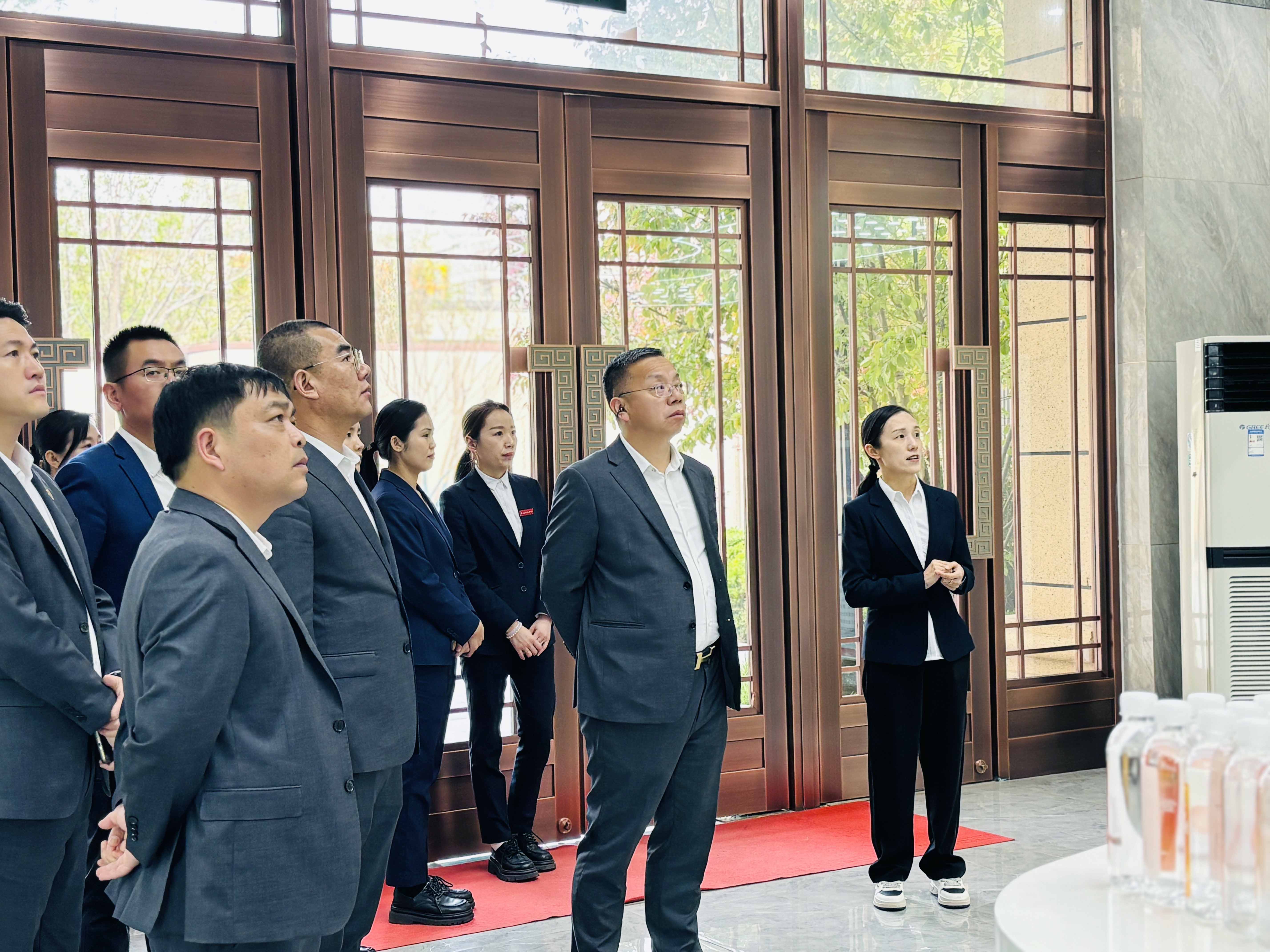 山东展浩地产集团代表走进为福集团，共探适老地产发展新路径